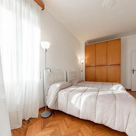 H11 Lux Ariston - Centro * San Remo