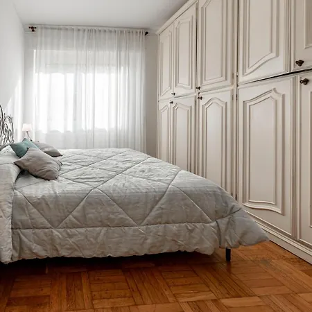 H11 Lux Ariston - Centro *